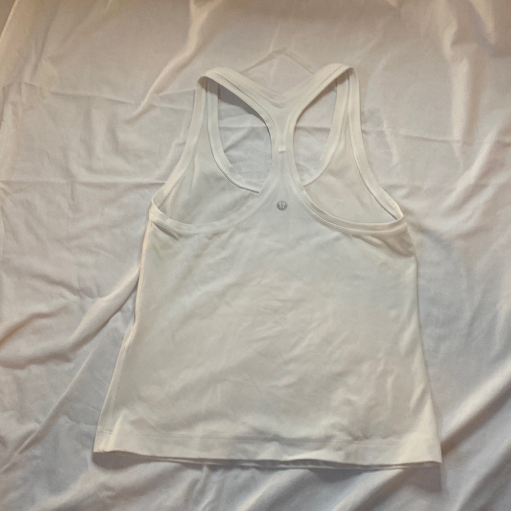 white lululemon tank top (2)